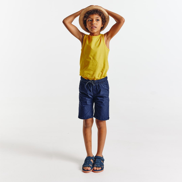 Plain-colored tank top