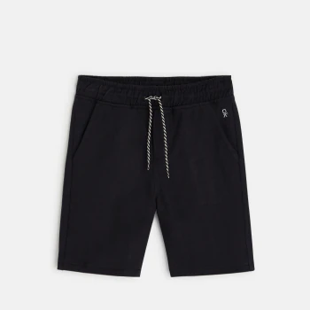 Cotton Bermuda shorts.