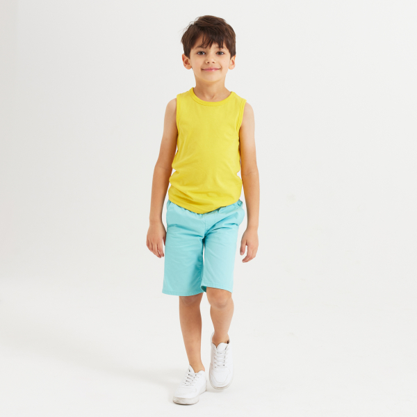 Plain-colored tank top