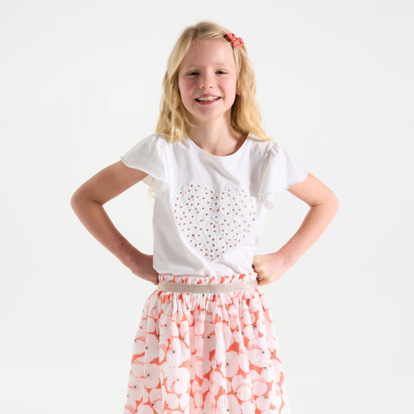 Girl's white butterfly-sleeve T-shirt with heart motif