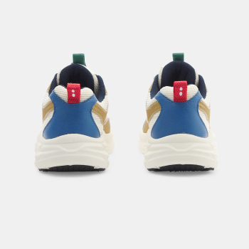 Boy's brown running trainers with self-locking laces