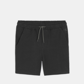 Cotton Bermuda shorts.