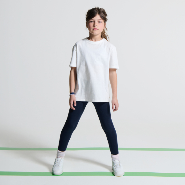 Plain-colored leggings