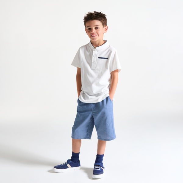 Boy's plain blue linen Bermuda shorts